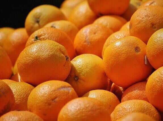 Best Orange Ke Fayde For Skin In Hindi